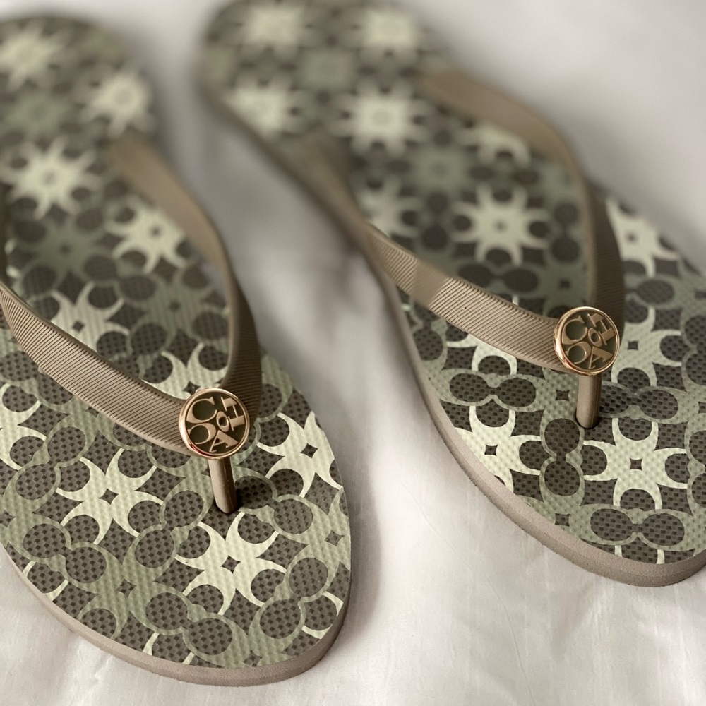 Coach flip flops